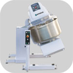 Automatic spiral mixer with lifter